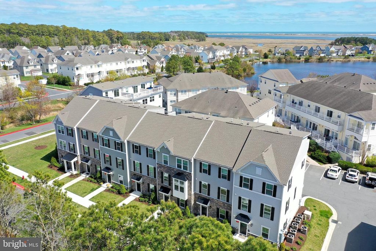  Real Estate for Sale - 12461 Coastal Marsh Dr #101 in Berlin Photo 90