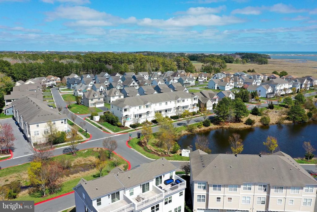  Real Estate for Sale - 12461 Coastal Marsh Dr #101 in Berlin Photo 94