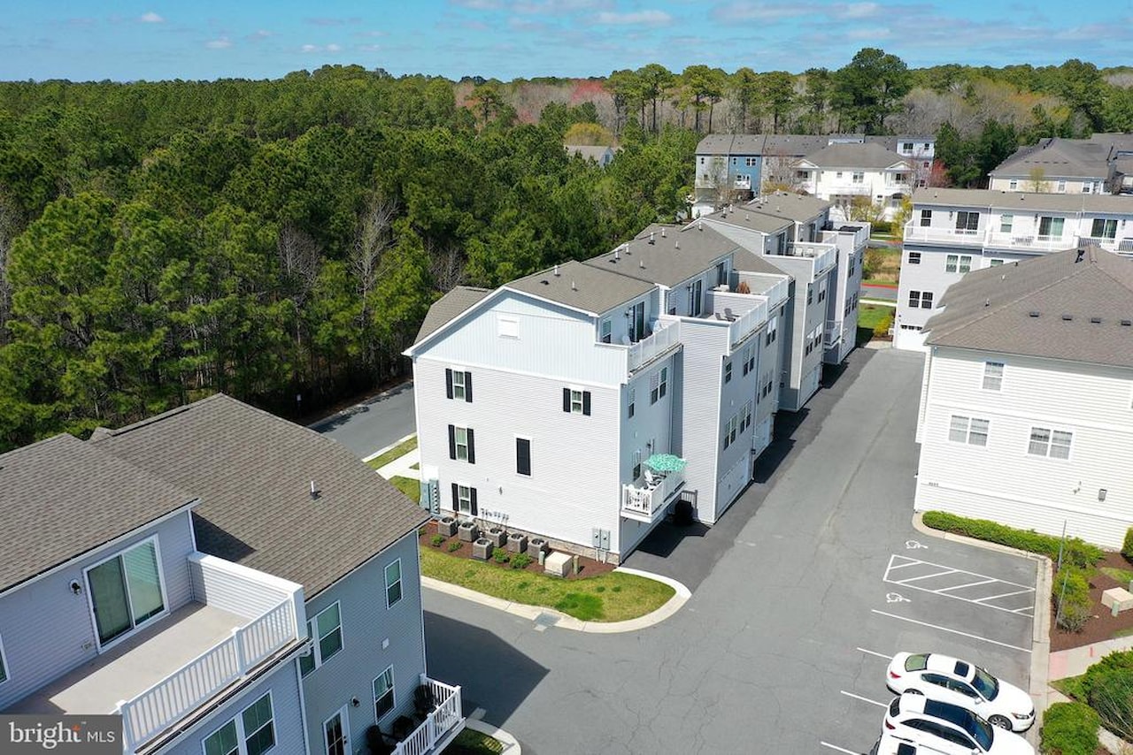  Real Estate for Sale - 12461 Coastal Marsh Dr #101 in Berlin Photo 102