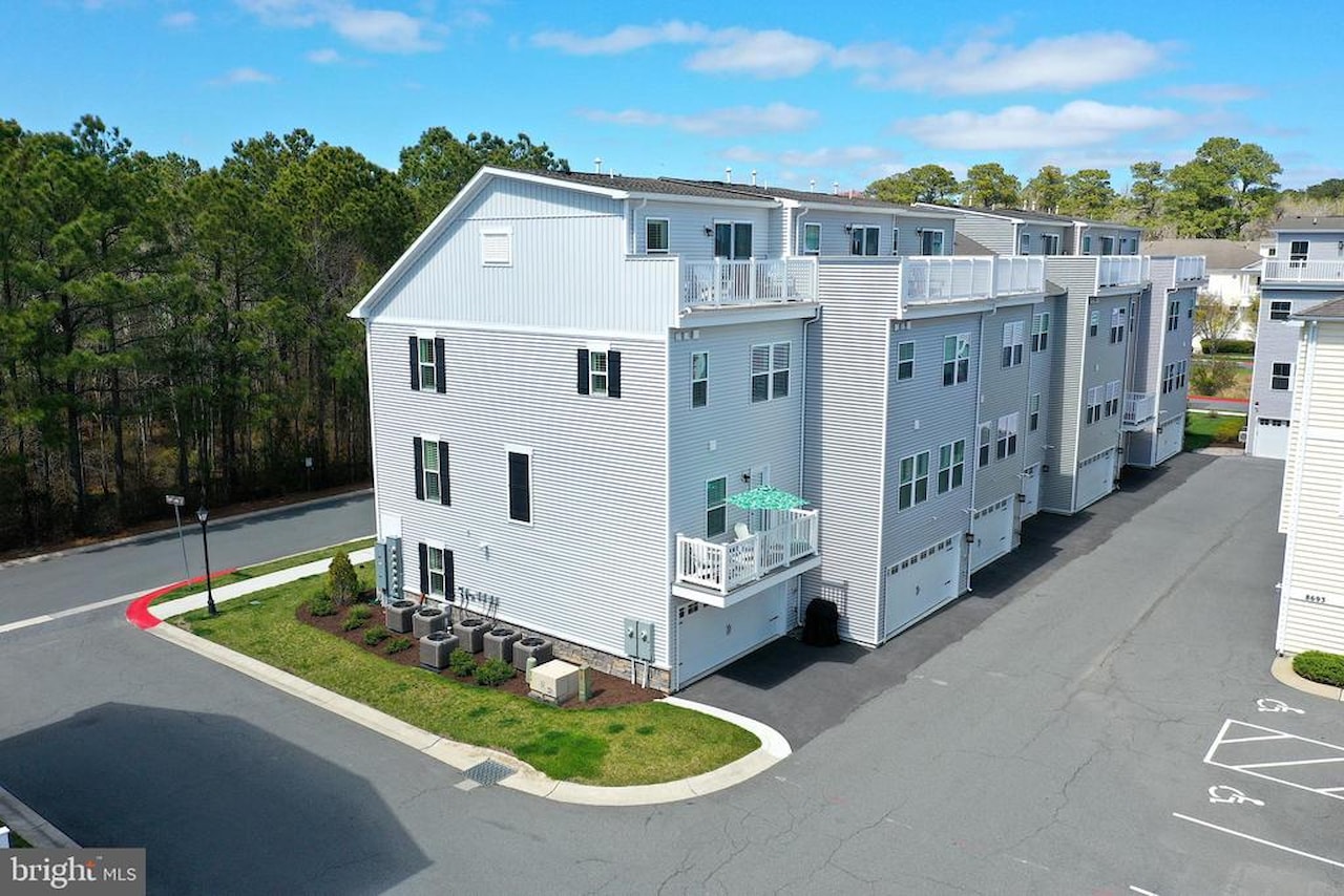  Real Estate for Sale - 12461 Coastal Marsh Dr #101 in Berlin Photo 103