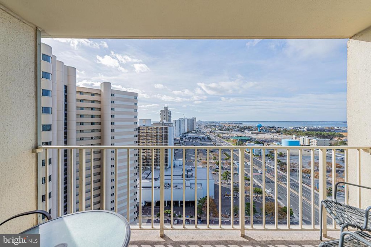 Quay Real Estate for Sale - 10700 Coastal Hwy #1804 in Ocean City Photo 3