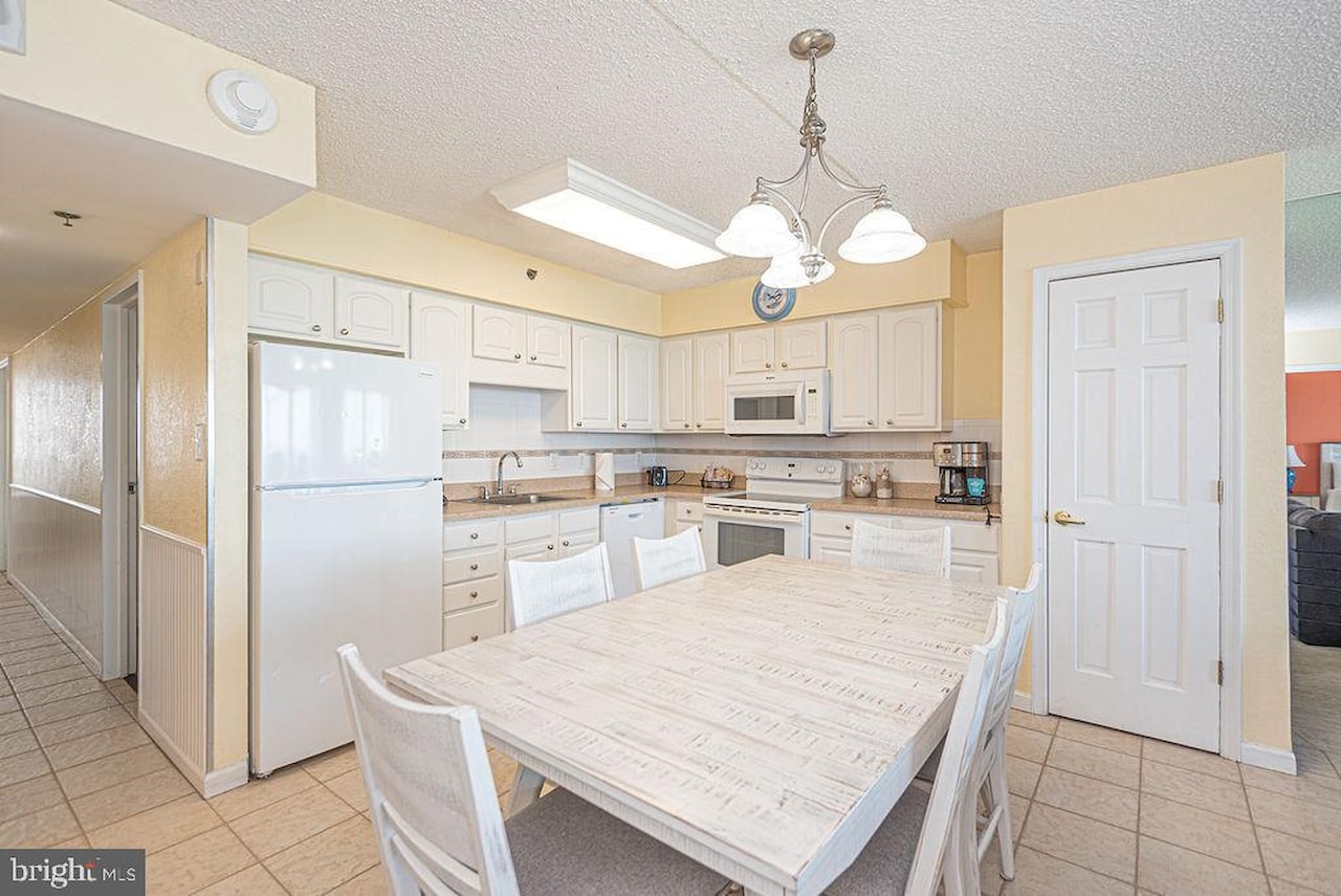 Carousel Real Estate for Sale - 11700 Coastal Hwy #1112 in Ocean City Photo 40