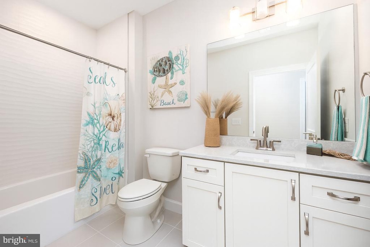 Son Rays Villas Real Estate for Sale - 1505 Saint Louis Ave #301 in Ocean City Photo 17