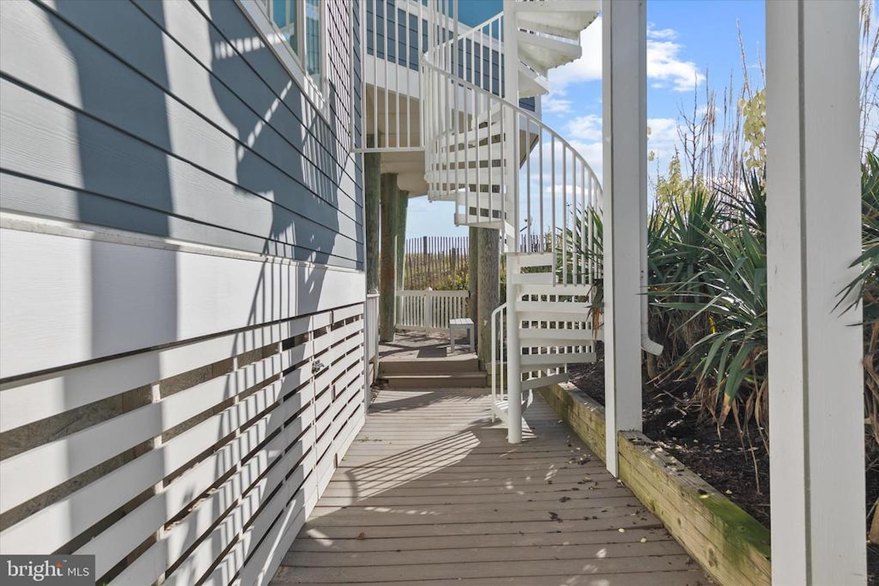  Real Estate for Sale - 40110 Owens Ct in Fenwick Island Photo 114