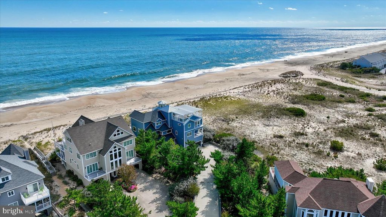  Real Estate for Sale - 40110 Owens Ct in Fenwick Island Photo 6