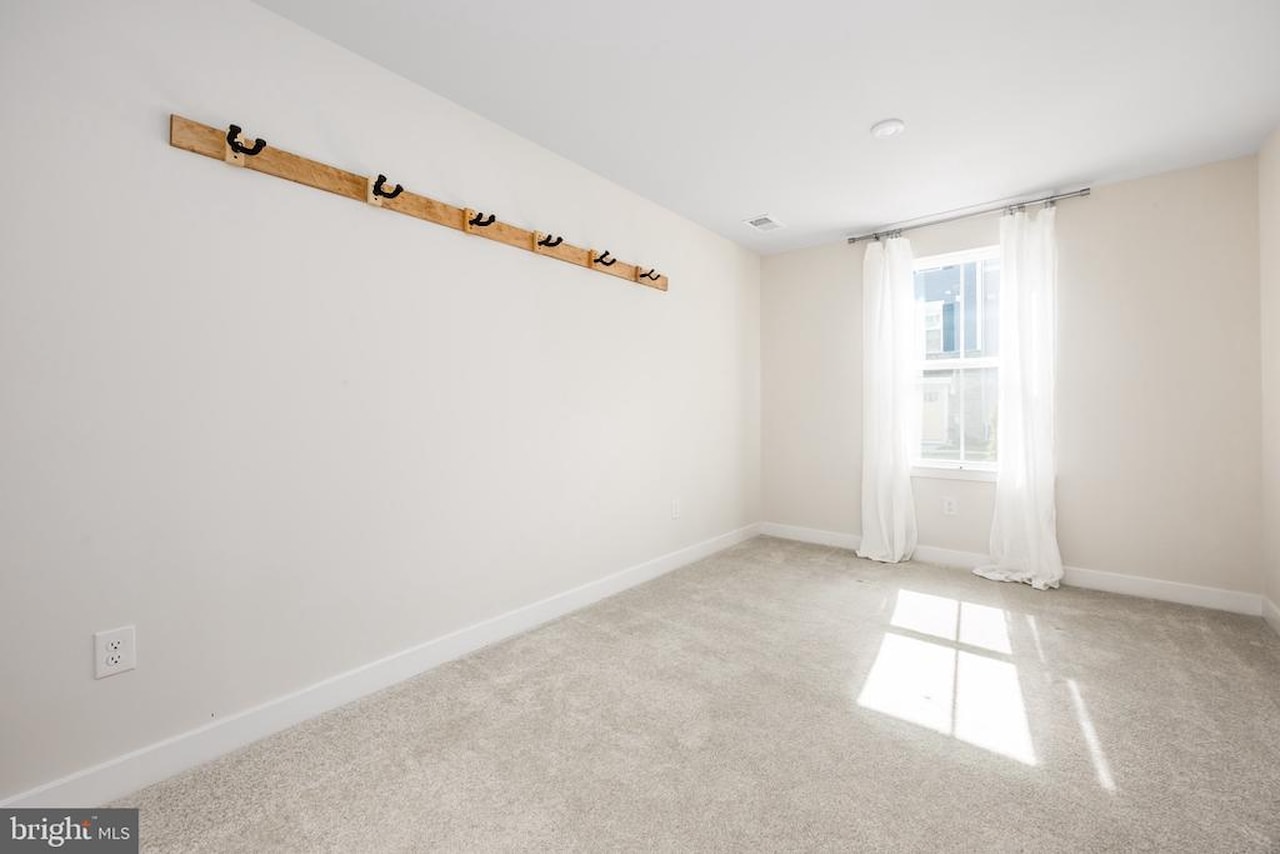 Real Estate for Sale - 8673 Bat Creek Loop Ln #2 in Berlin Photo 9