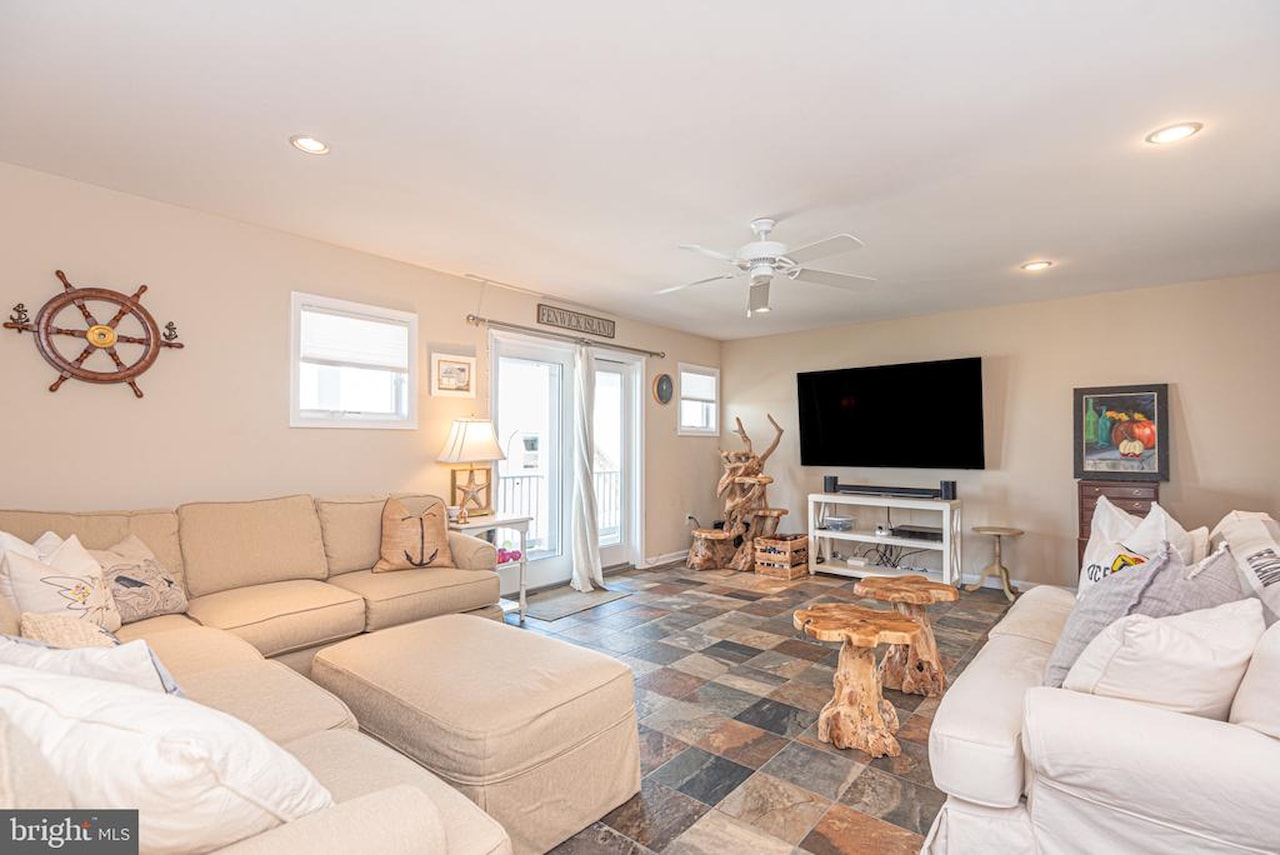  Real Estate for Sale - 1502 Bay St in Fenwick Island Photo 23