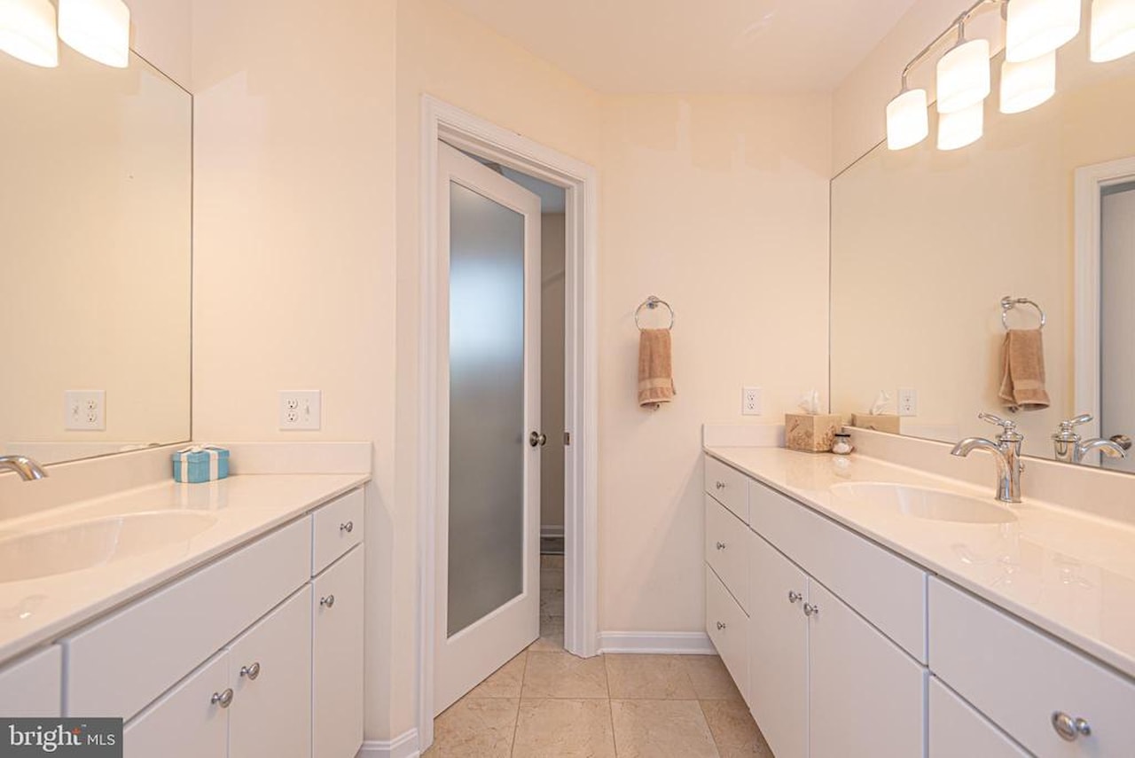  Real Estate for Sale - 1502 Bay St in Fenwick Island Photo 33