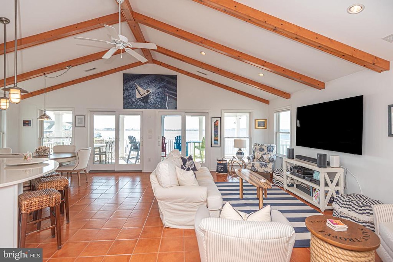  Real Estate for Sale - 1502 Bay St in Fenwick Island Photo 8