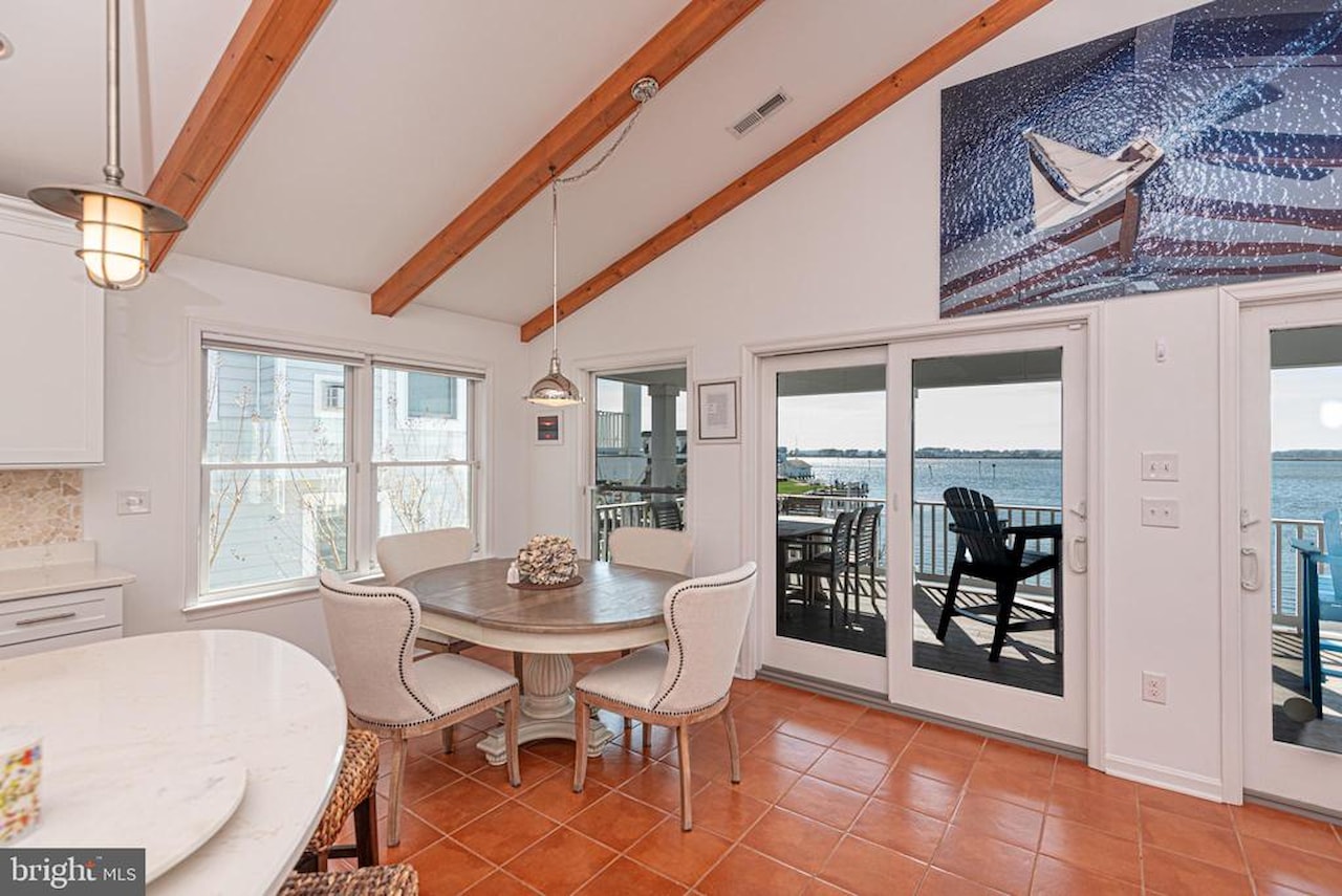  Real Estate for Sale - 1502 Bay St in Fenwick Island Photo 11