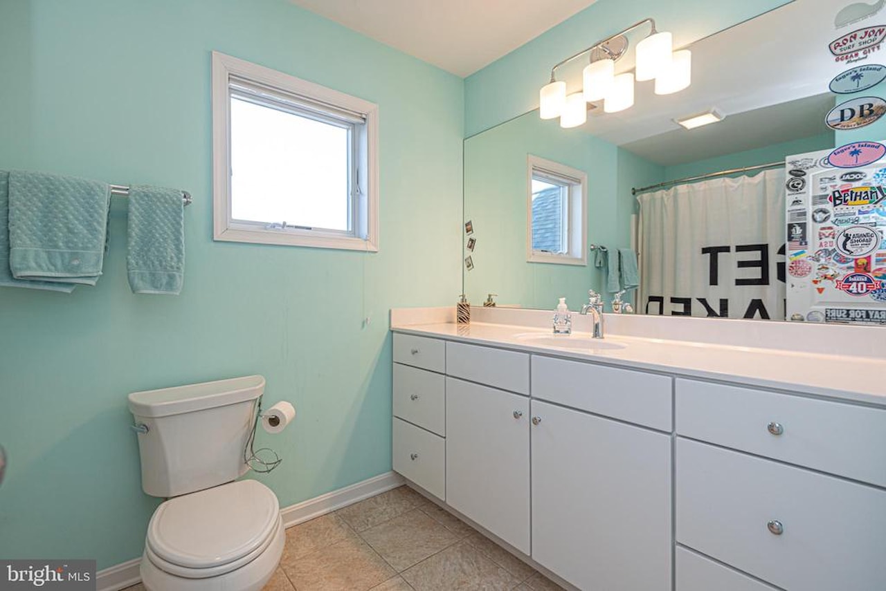  Real Estate for Sale - 1502 Bay St in Fenwick Island Photo 46