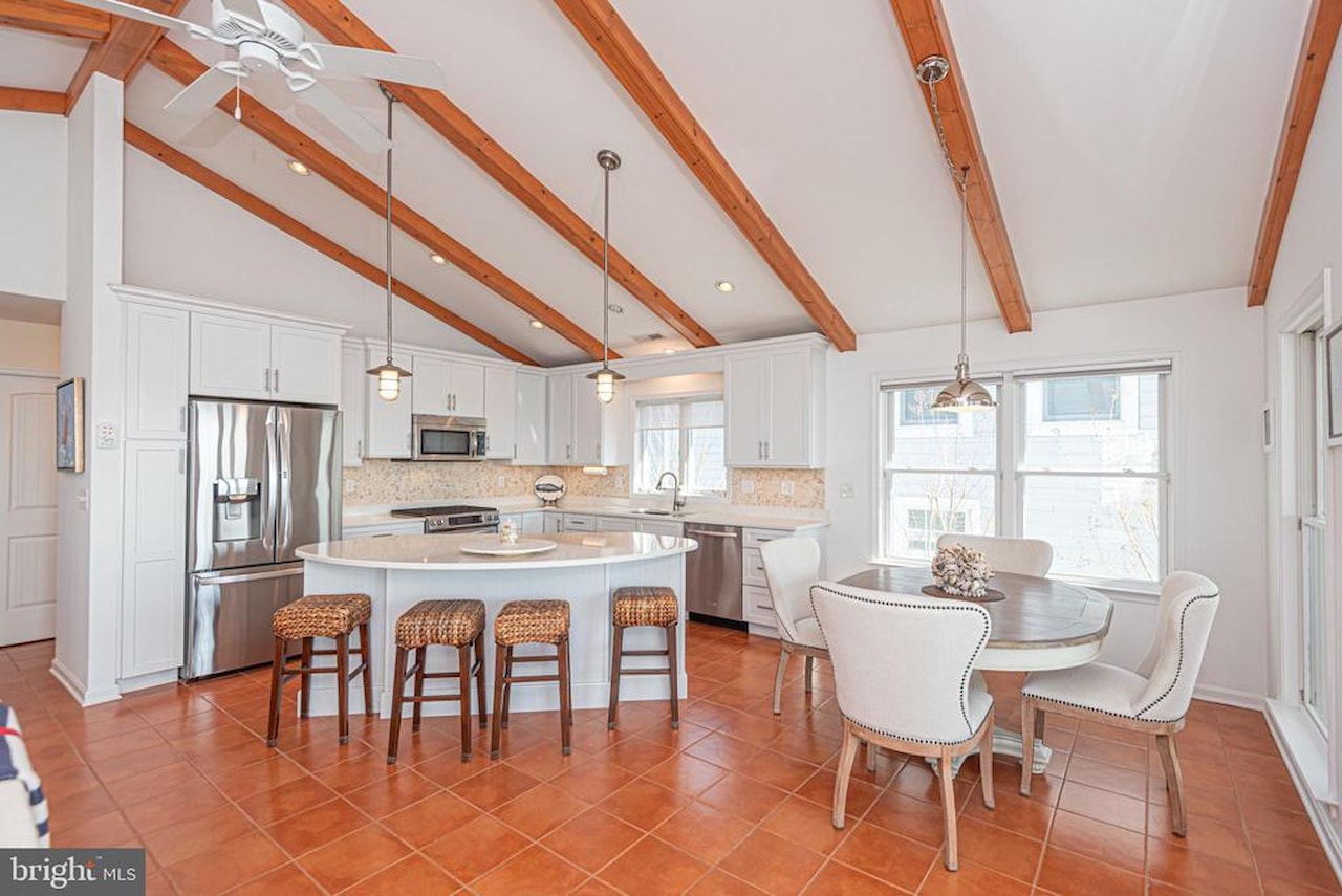  Real Estate for Sale - 1502 Bay St in Fenwick Island Photo 13