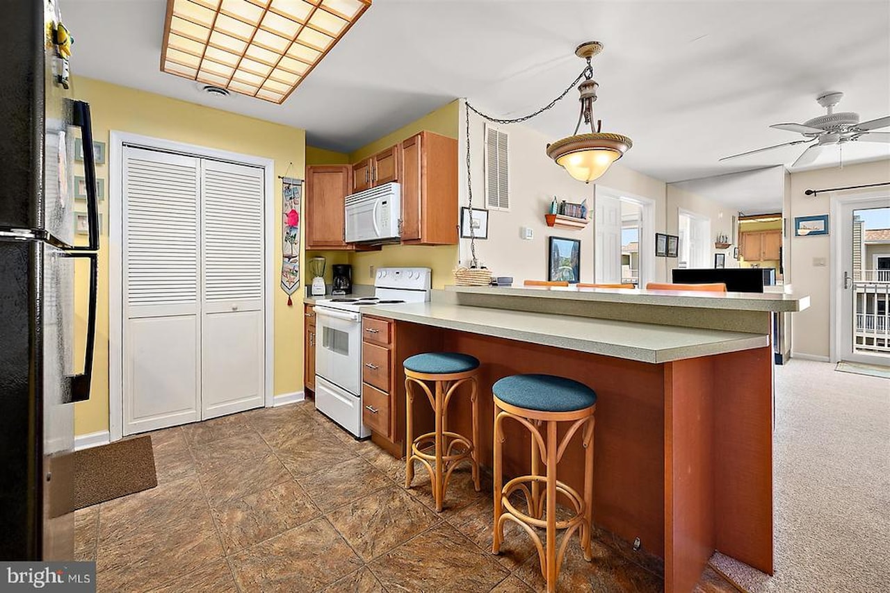Lucayan Real Estate for Sale - 120 71st St #30 in Ocean City Photo 23