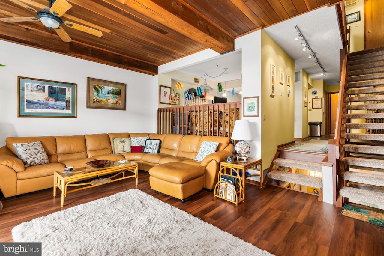  Real Estate for Sale - 617-B Bayshore Ct #UNIT B in Ocean City Photo 2