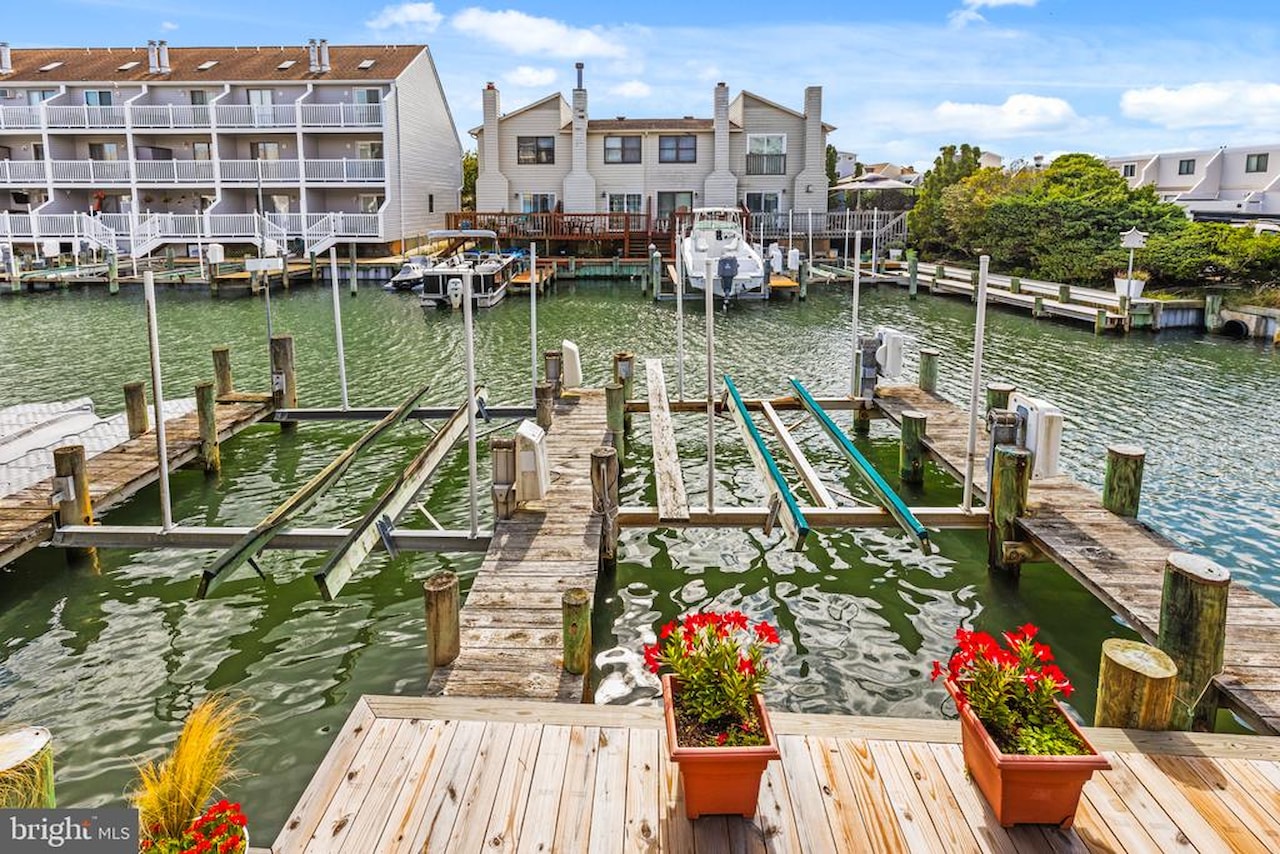  Real Estate for Sale - 617-B Bayshore Ct #UNIT B in Ocean City Photo 6
