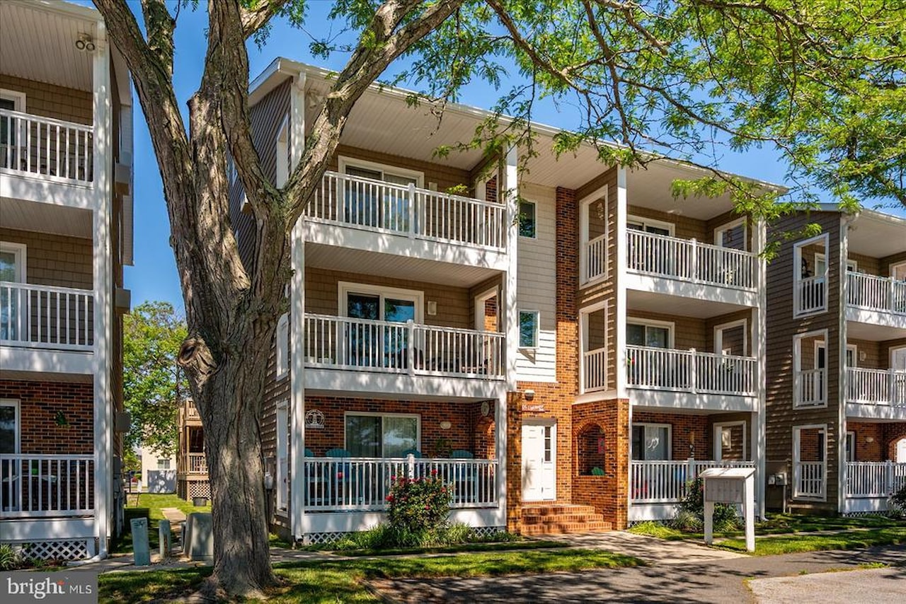 Lighthouse Real Estate for Sale - 14405 Lighthouse Ave #112 in Ocean City Photo 6