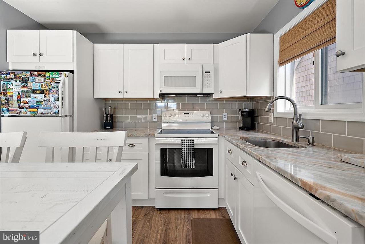 Lighthouse Real Estate for Sale - 14405 Lighthouse Ave #112 in Ocean City Photo 18