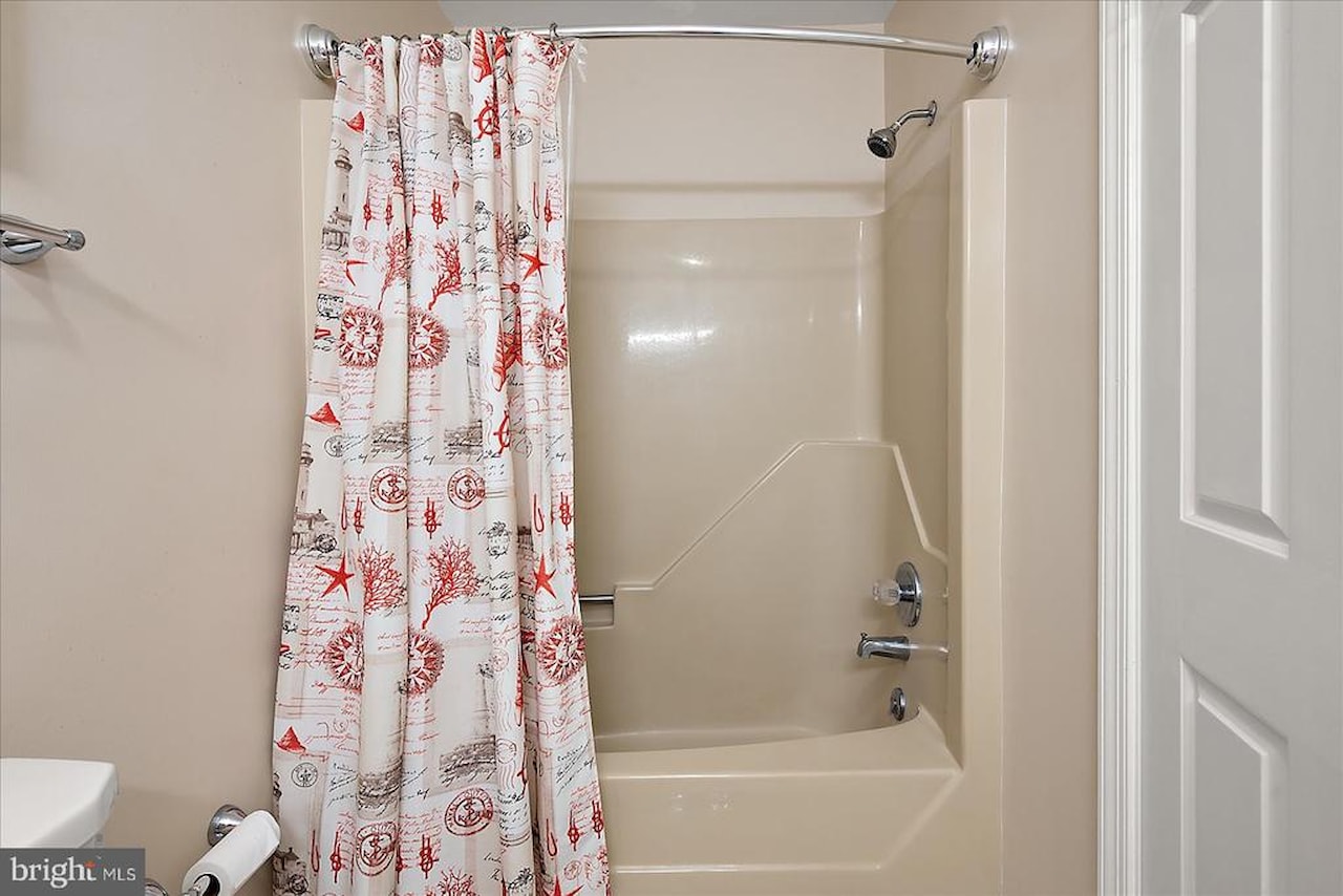 Lighthouse Real Estate for Sale - 14405 Lighthouse Ave #112 in Ocean City Photo 27
