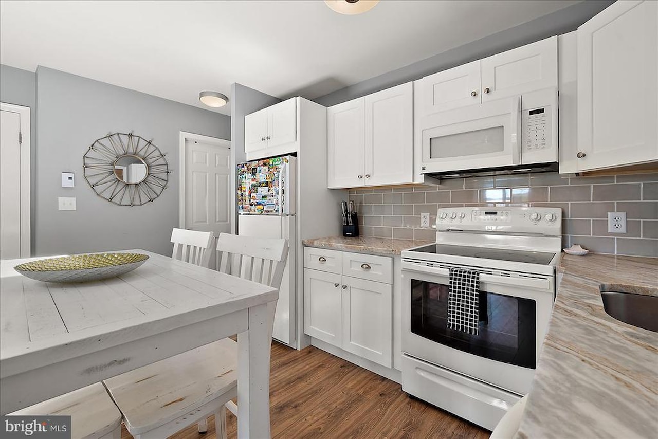 Lighthouse Real Estate for Sale - 14405 Lighthouse Ave #112 in Ocean City Photo 19