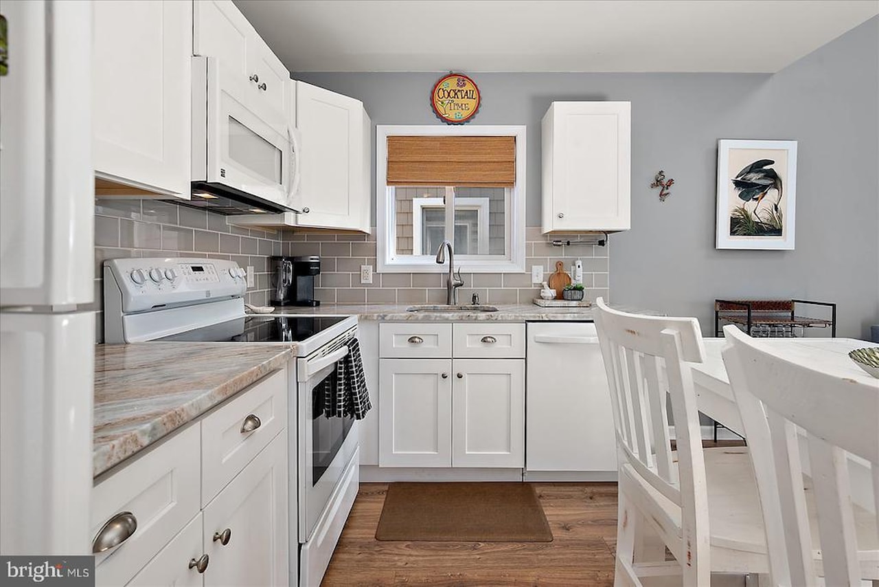 Lighthouse Real Estate for Sale - 14405 Lighthouse Ave #112 in Ocean City Photo 20