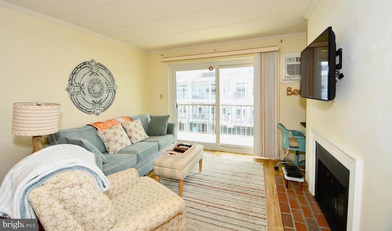 Surf Haven Real Estate for Sale - 6 87th St #305 in Ocean City Photo 4