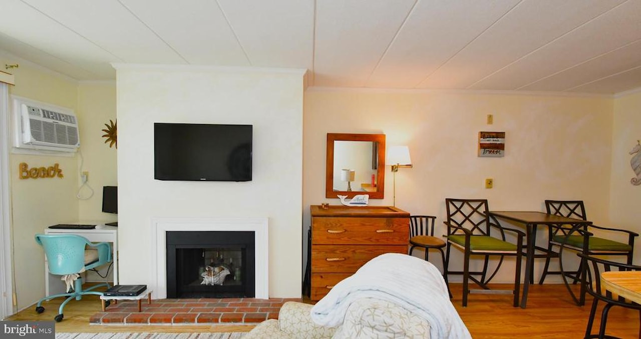 Surf Haven Real Estate for Sale - 6 87th St #305 in Ocean City Photo 11