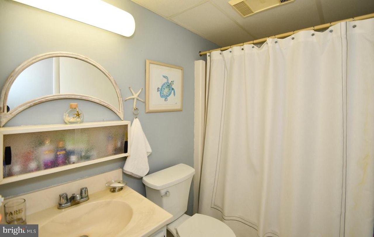 Surf Haven Real Estate for Sale - 6 87th St #305 in Ocean City Photo 24