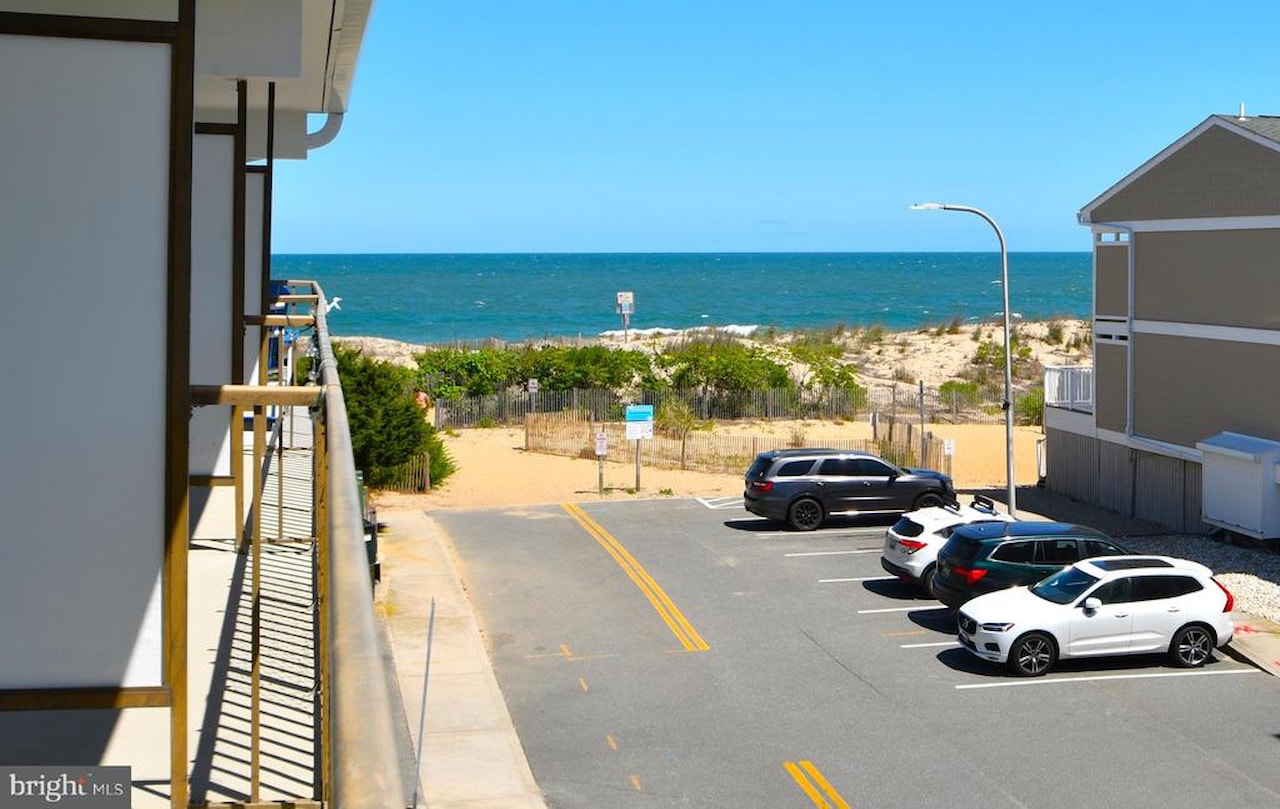 Surf Haven Real Estate for Sale - 6 87th St #305 in Ocean City Photo 2