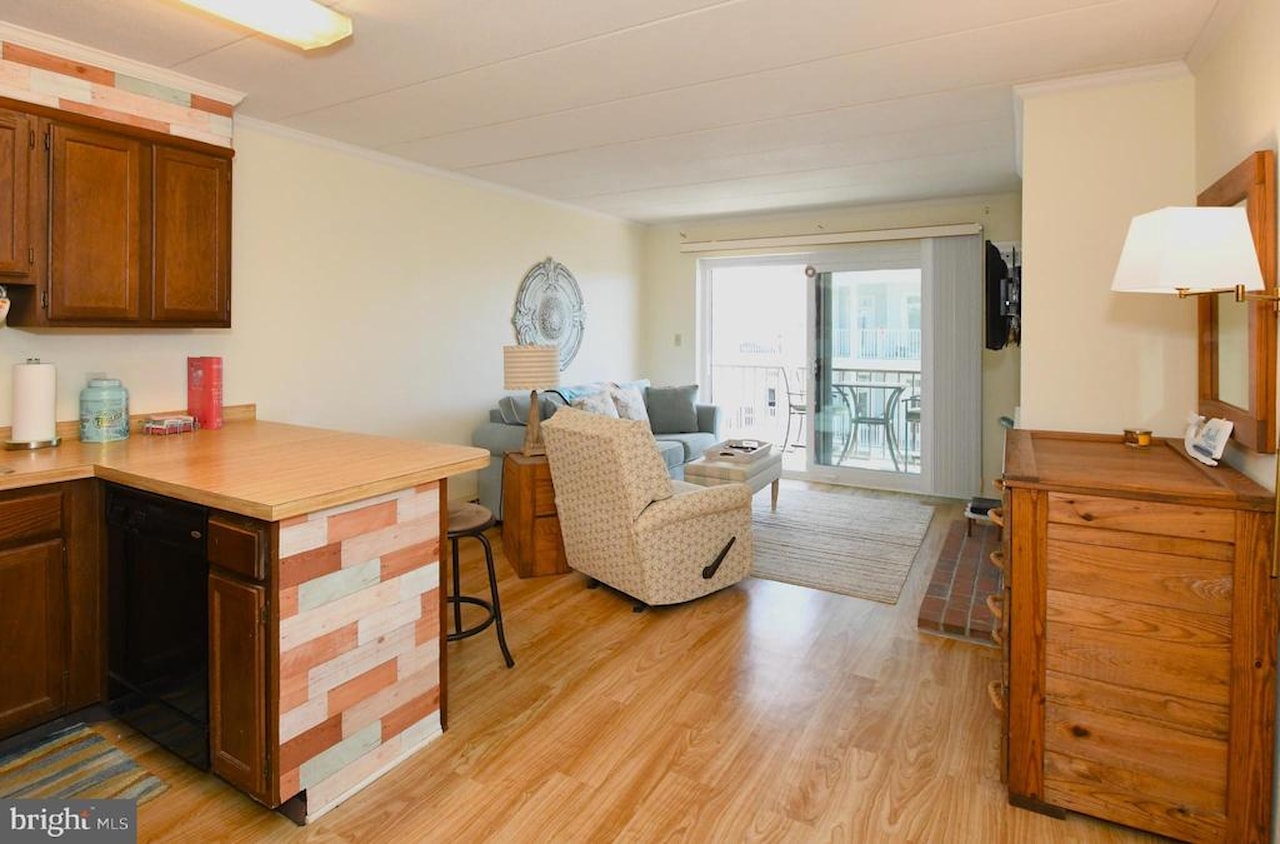 Surf Haven Real Estate for Sale - 6 87th St #305 in Ocean City Photo 15