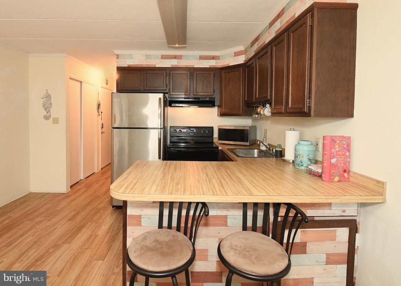Surf Haven Real Estate for Sale - 6 87th St #305 in Ocean City Photo 17