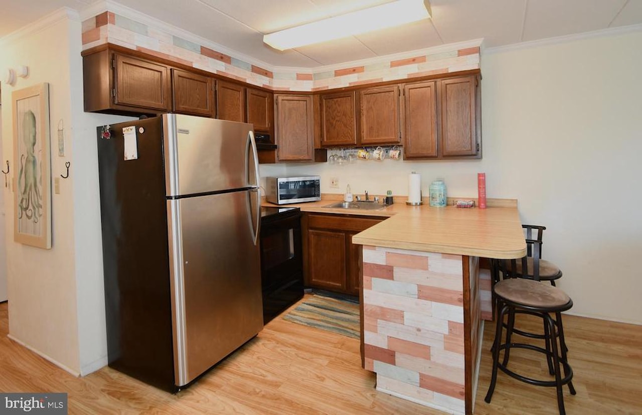 Surf Haven Real Estate for Sale - 6 87th St #305 in Ocean City Photo 18