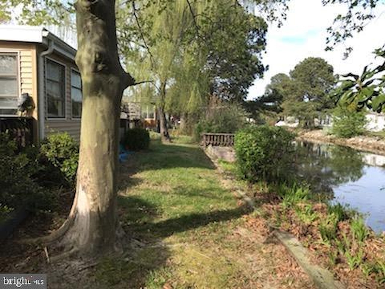  Real Estate for Sale - 2 Coastal Dr in Berlin Photo 13
