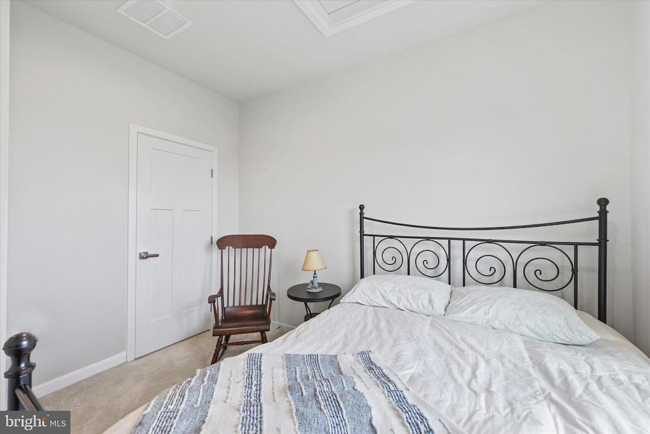  Real Estate for Sale - 12239 Hidden Bay Dr #4 in Berlin Photo 70