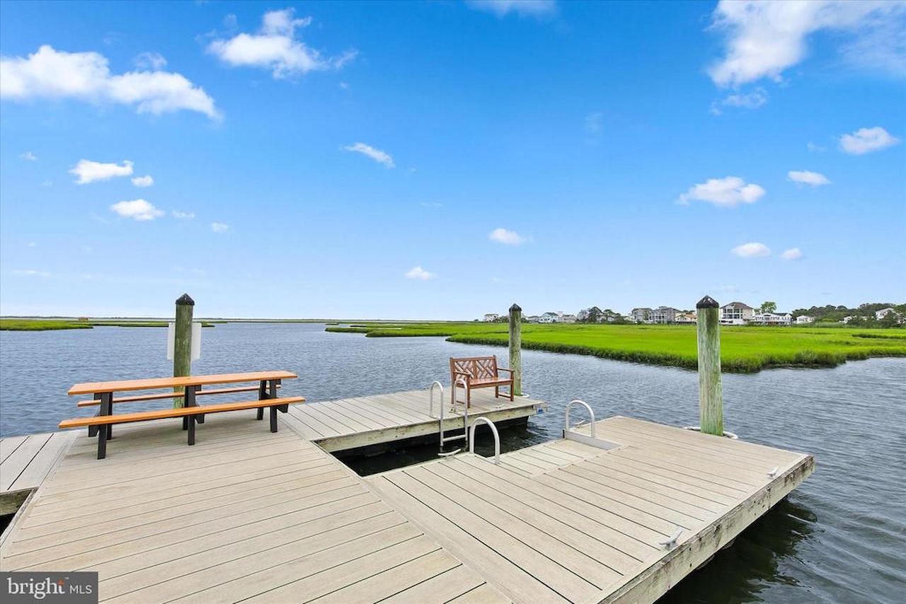  Real Estate for Sale - 12239 Hidden Bay Dr #4 in Berlin Photo 37