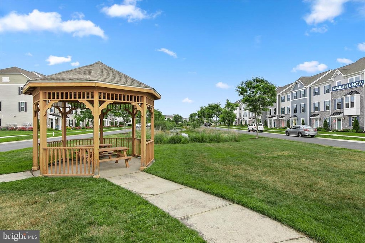  Real Estate for Sale - 12239 Hidden Bay Dr #4 in Berlin Photo 46