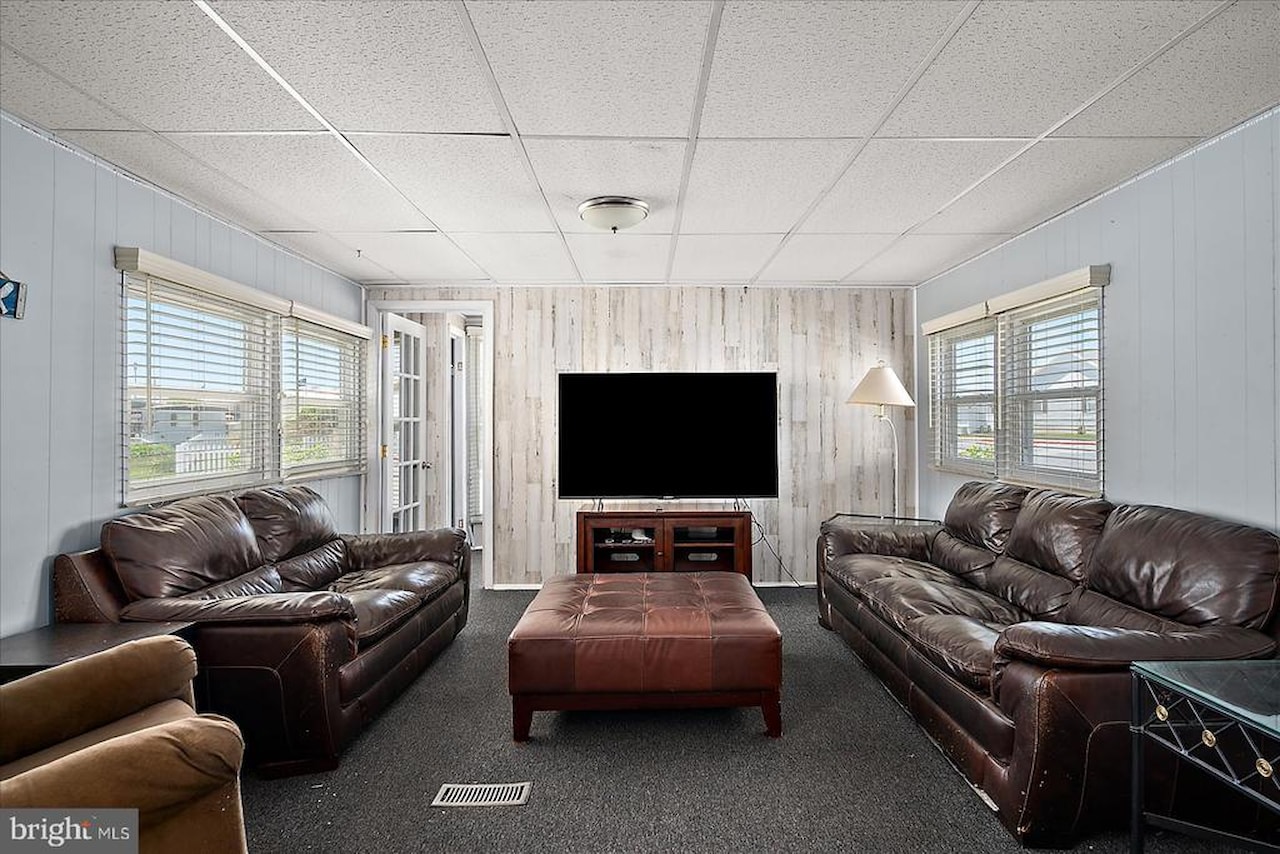  Real Estate for Sale - 120 133rd St in Ocean City Photo 14