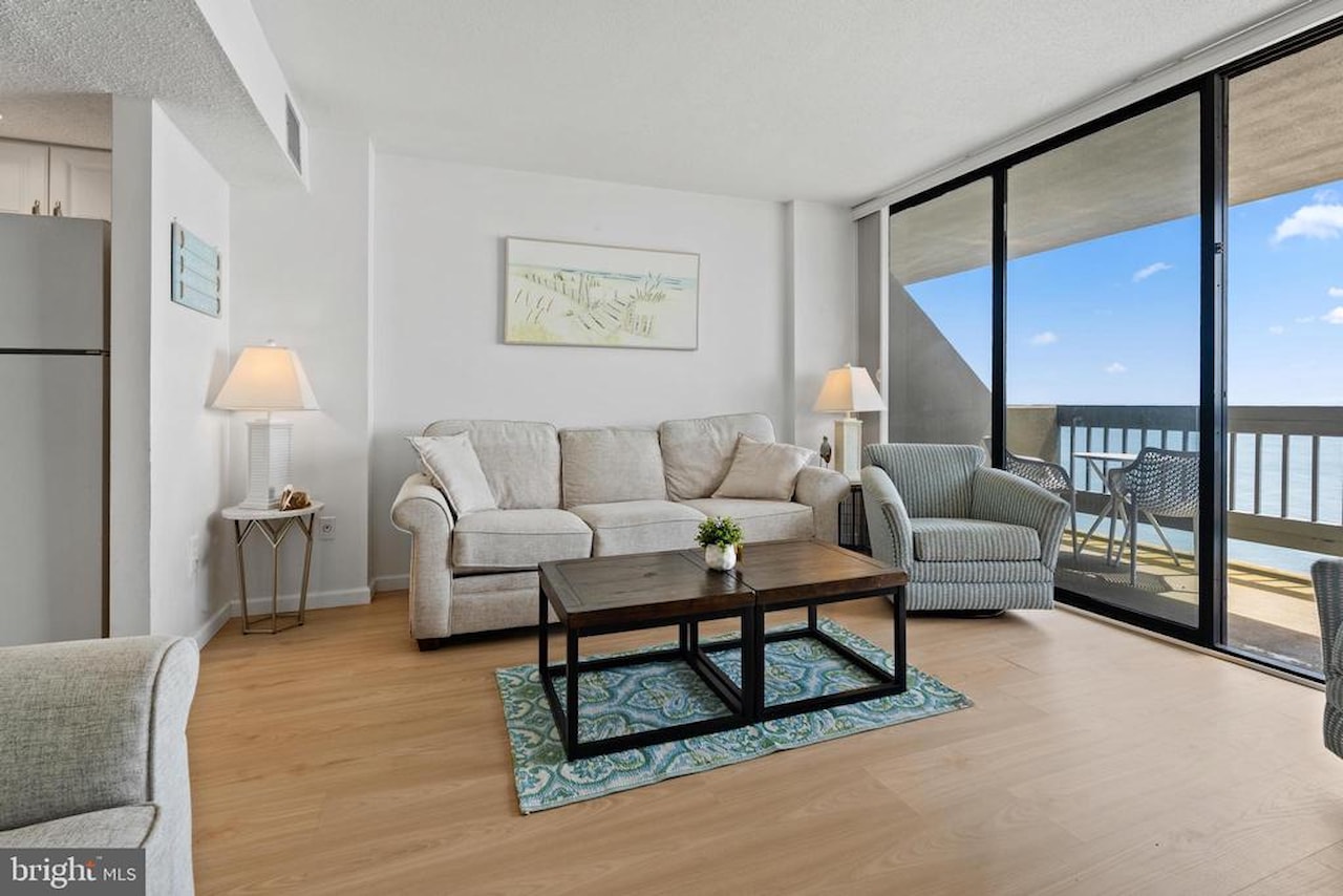 Century 1 Real Estate for Sale - 9900 Coastal Hwy #1401 in Ocean City Photo 4