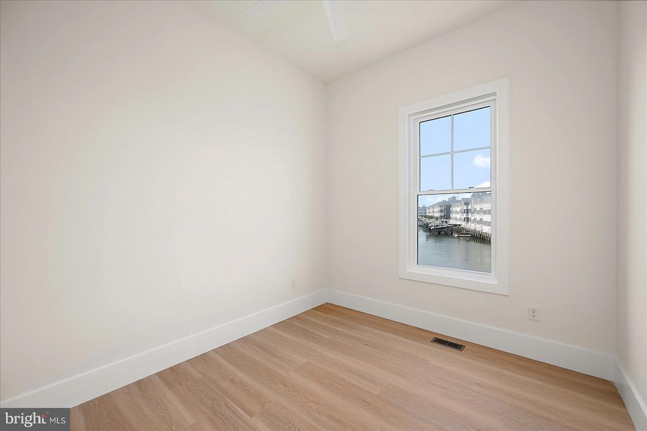 Real Estate for Sale - 12971 Inlet Isle Ln in Ocean City Photo 71