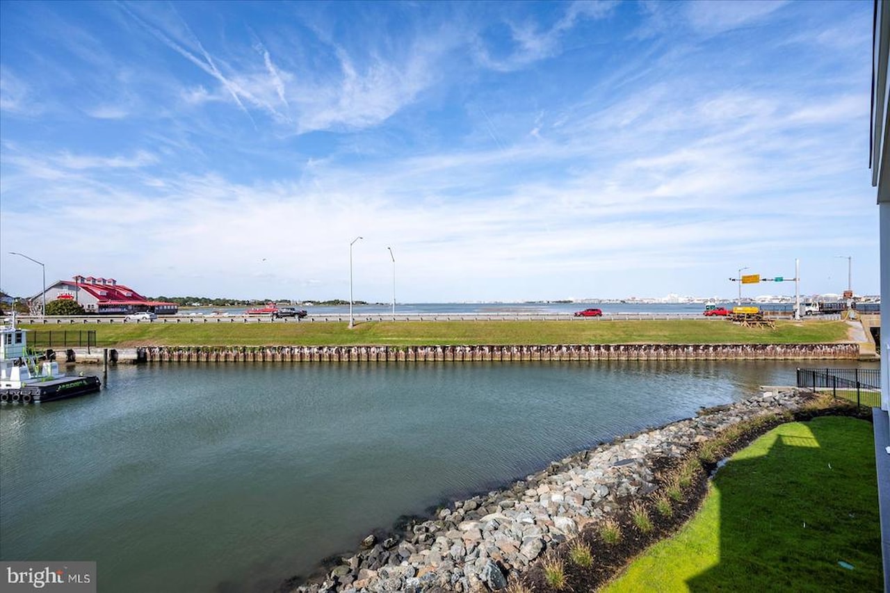  Real Estate for Sale - 12971 Inlet Isle Ln in Ocean City Photo 85