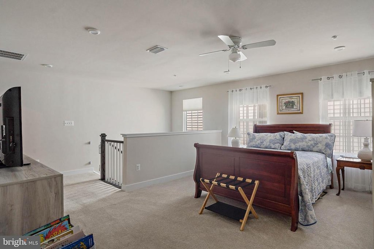  Real Estate for Sale - 12159 Snug Harbor Rd in Berlin Photo 33