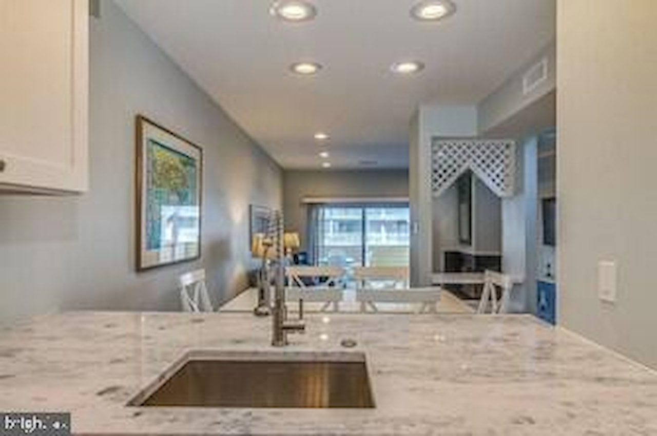 Admirals Bridge Real Estate for Sale - 40118 N Carolina Ave in Fenwick Island Photo 8