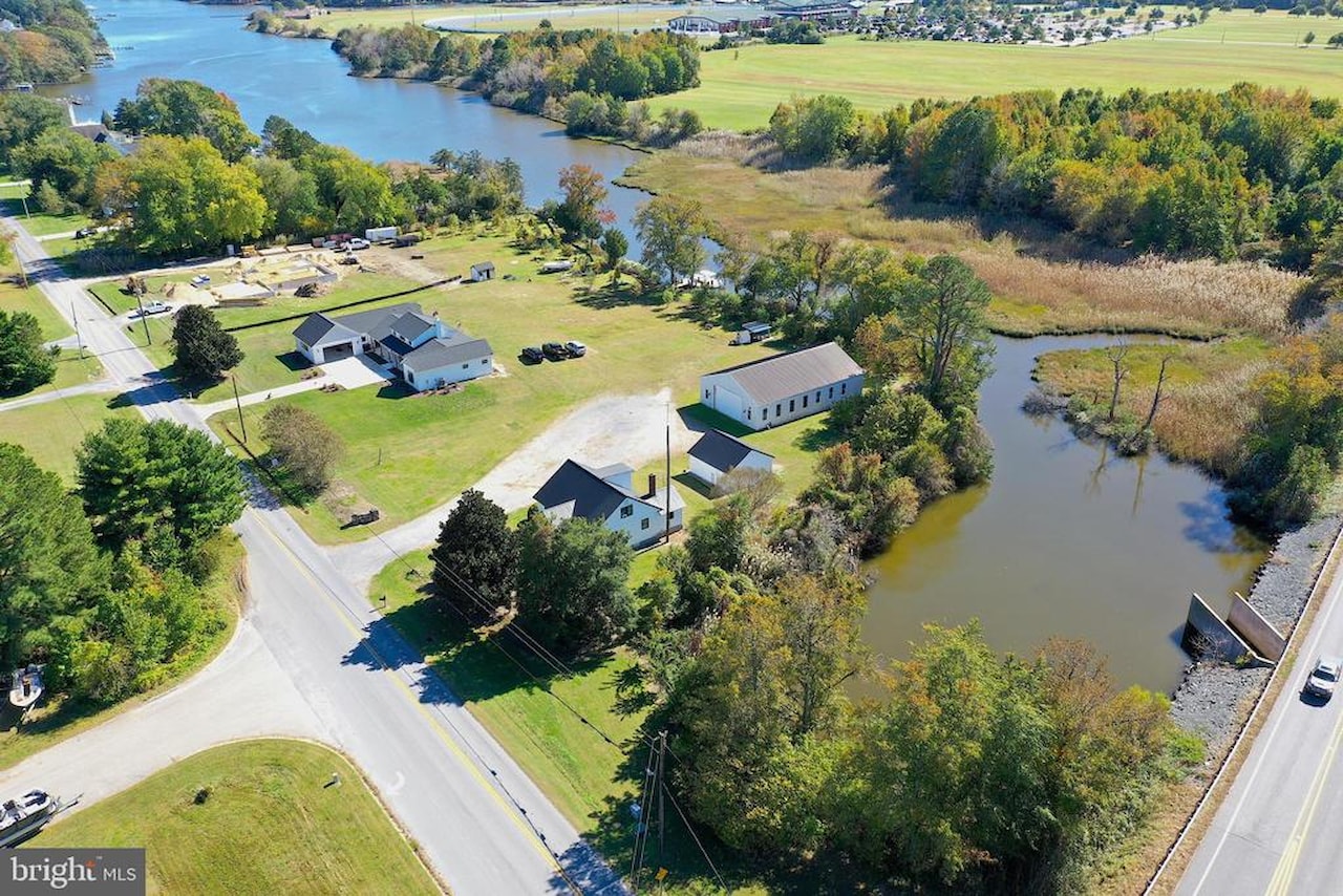  Real Estate for Sale - 11212 Gum Point Rd in Berlin Photo 42