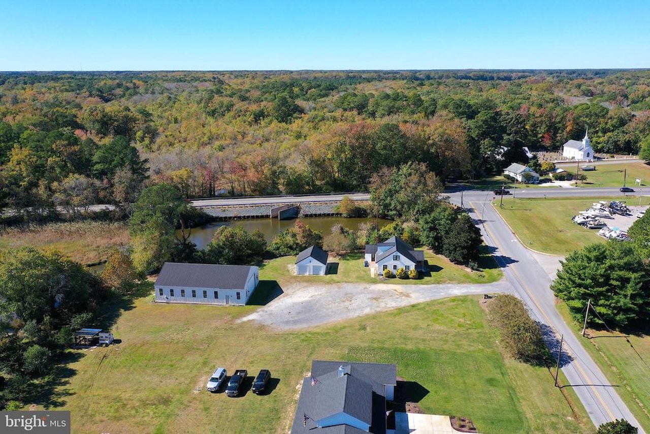  Real Estate for Sale - 11212 Gum Point Rd in Berlin Photo 47