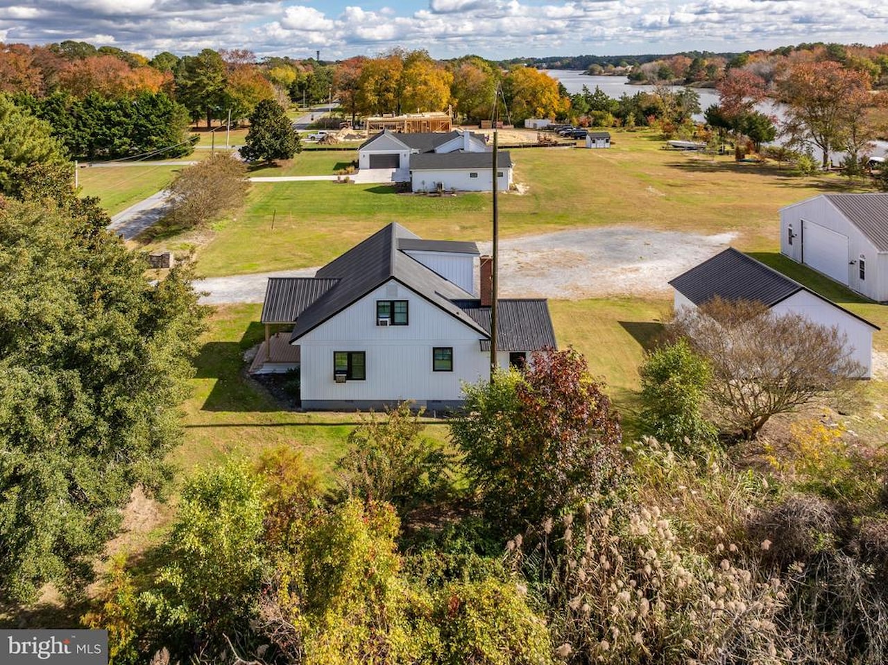  Real Estate for Sale - 11212 Gum Point Rd in Berlin Photo 8