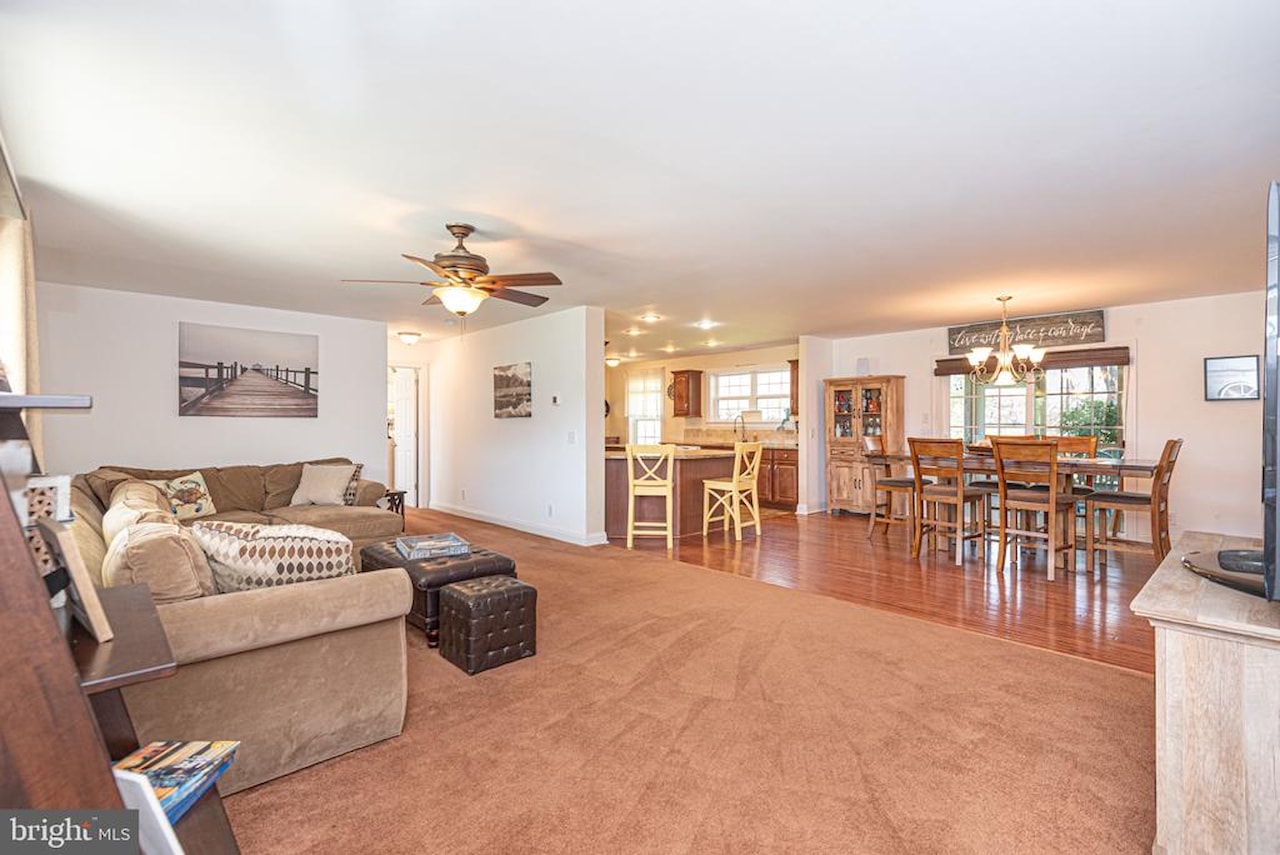  Real Estate for Sale - 12740 Jarvis Rd in Bishopville Photo 15