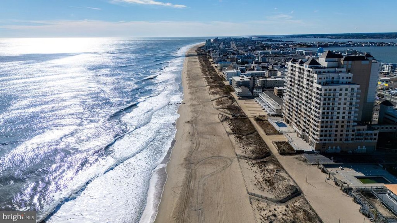 Gateway Grand Real Estate for Sale - 2 48th St #214 in Ocean City Photo 3