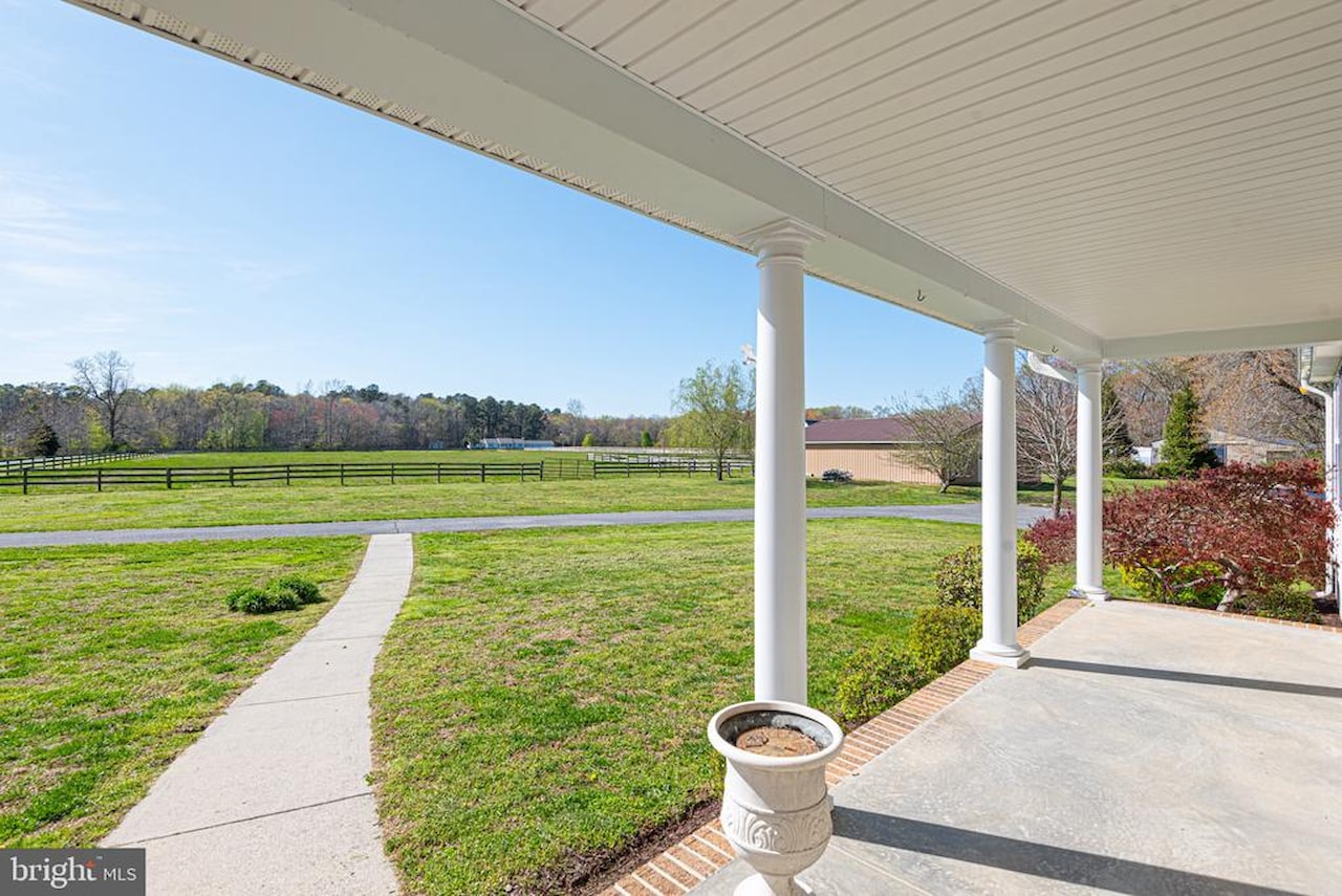  Real Estate for Sale - 12740 Jarvis Rd in Bishopville Photo 6