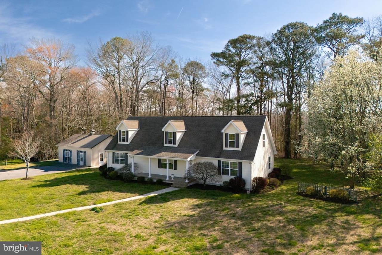  Real Estate for Sale - 12740 Jarvis Rd in Bishopville Photo 4