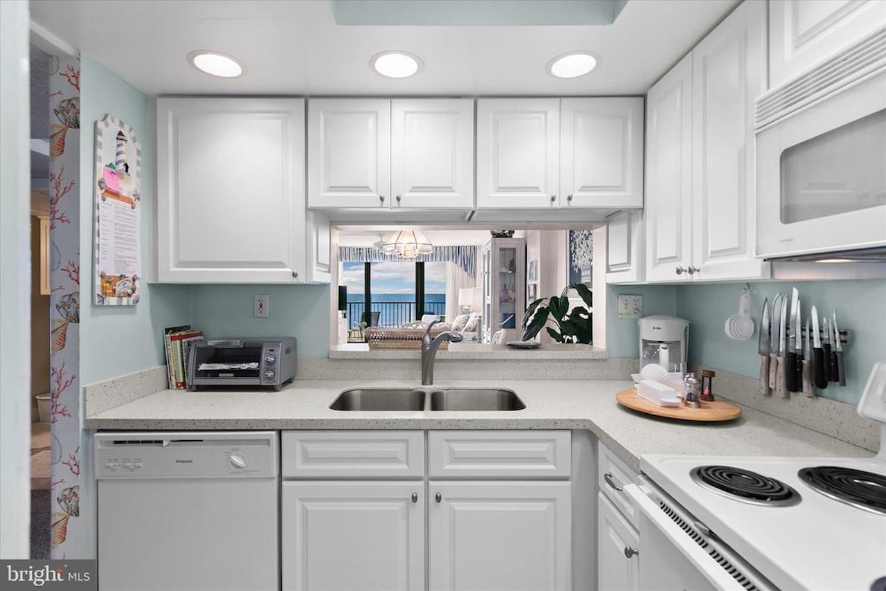 Sea Colony Dover Real Estate for Sale - 505 Dover House in Bethany Beach Photo 14