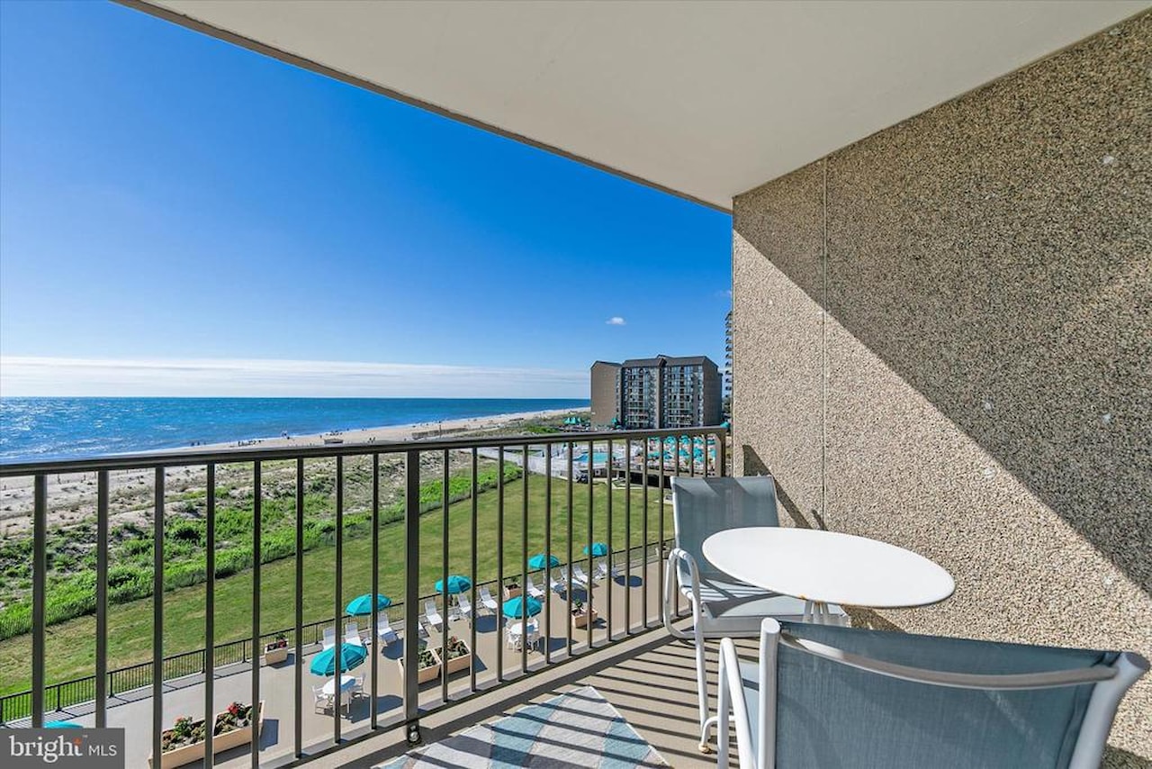 Sea Colony Dover Real Estate for Sale - 505 Dover House in Bethany Beach Photo 9
